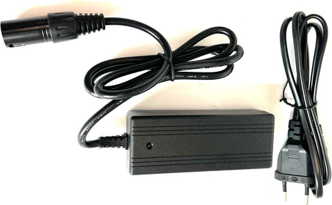 3S 5A Ersatzladegerät (12,6V) Desk-Top für Li-Ion-Akkus 10,8V-11,1V XLR-3