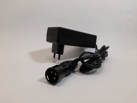 4S 3A 3XLR Li-Ion Ladegerät (16,8V) für Li-Ion-Akkus 14,4V-14,8V Wall