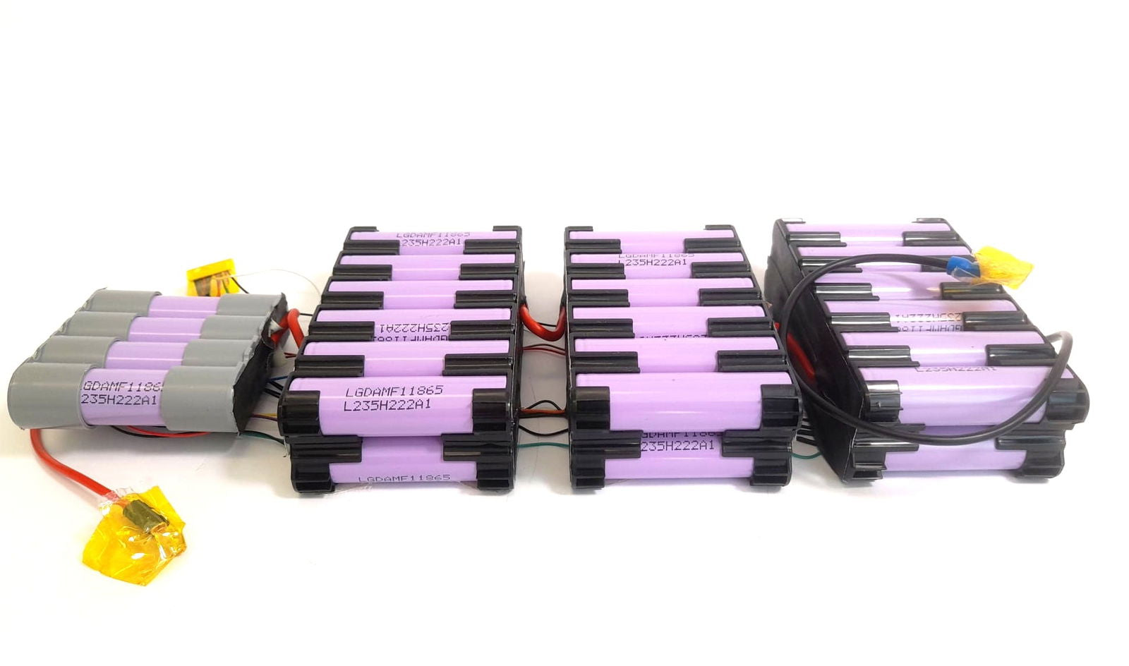 Akkublock 36V-37V 8,6Ah LG MF1 ohne BMS 10S4P NTC - Enerprof