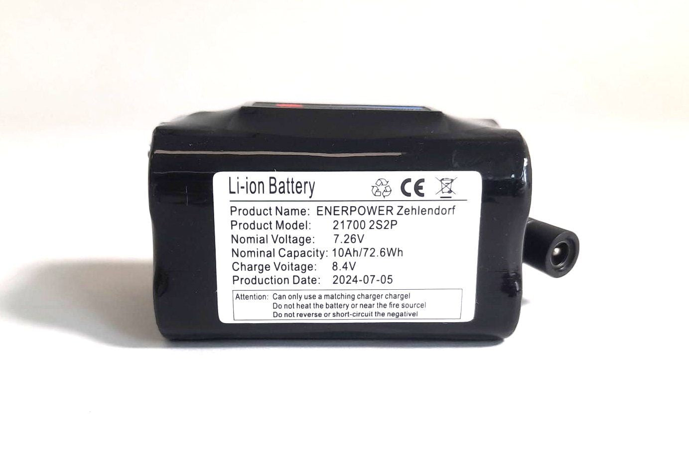 ENERpower Zehlendorf Akku 7,4V 10000mAh Rundstecker glattes Kabel - Enerprof