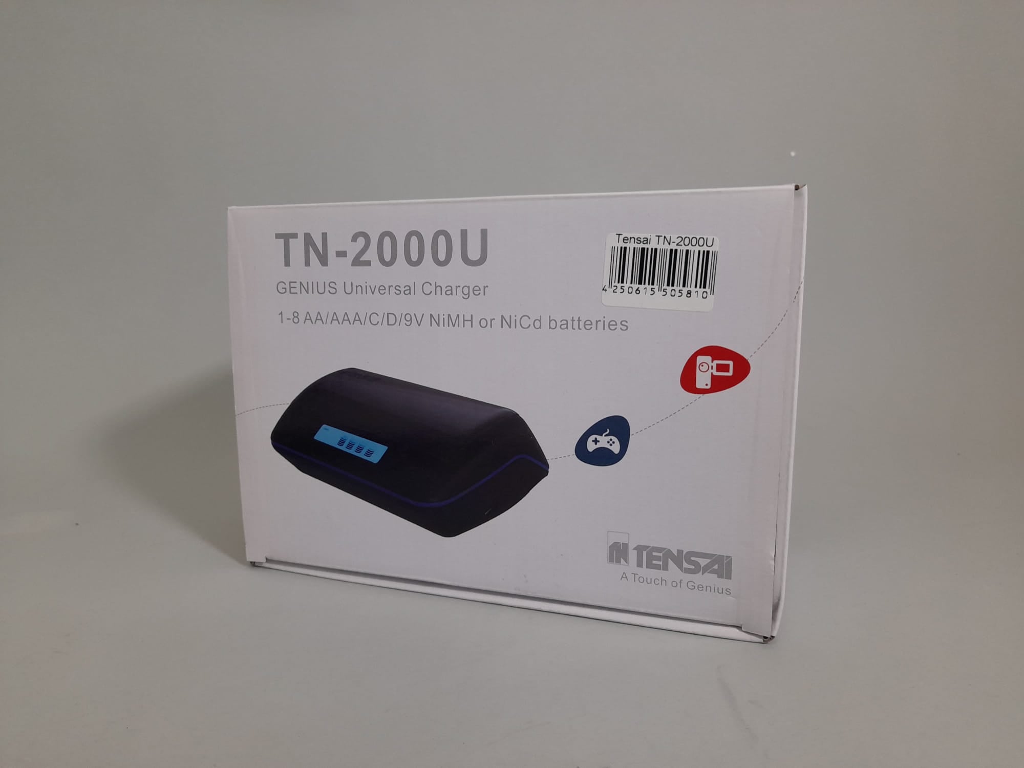 Tensai TI-400L AA / AAA battery charger Ni-MH / Ni-Cd LC display 